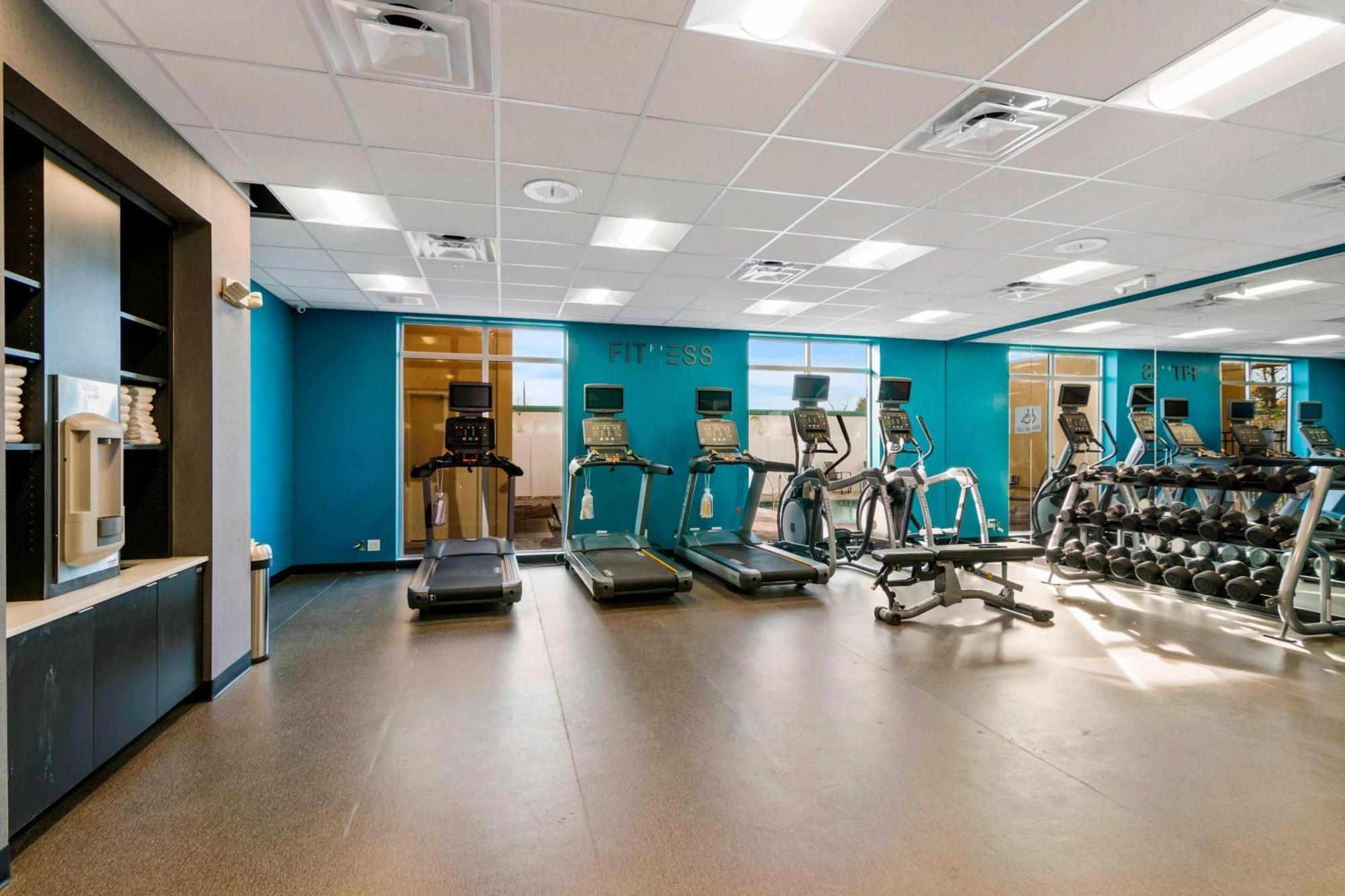 Fairfield Inn & Suites By Marriott St Petersburg North Sankt Petersburg Zewnętrze zdjęcie