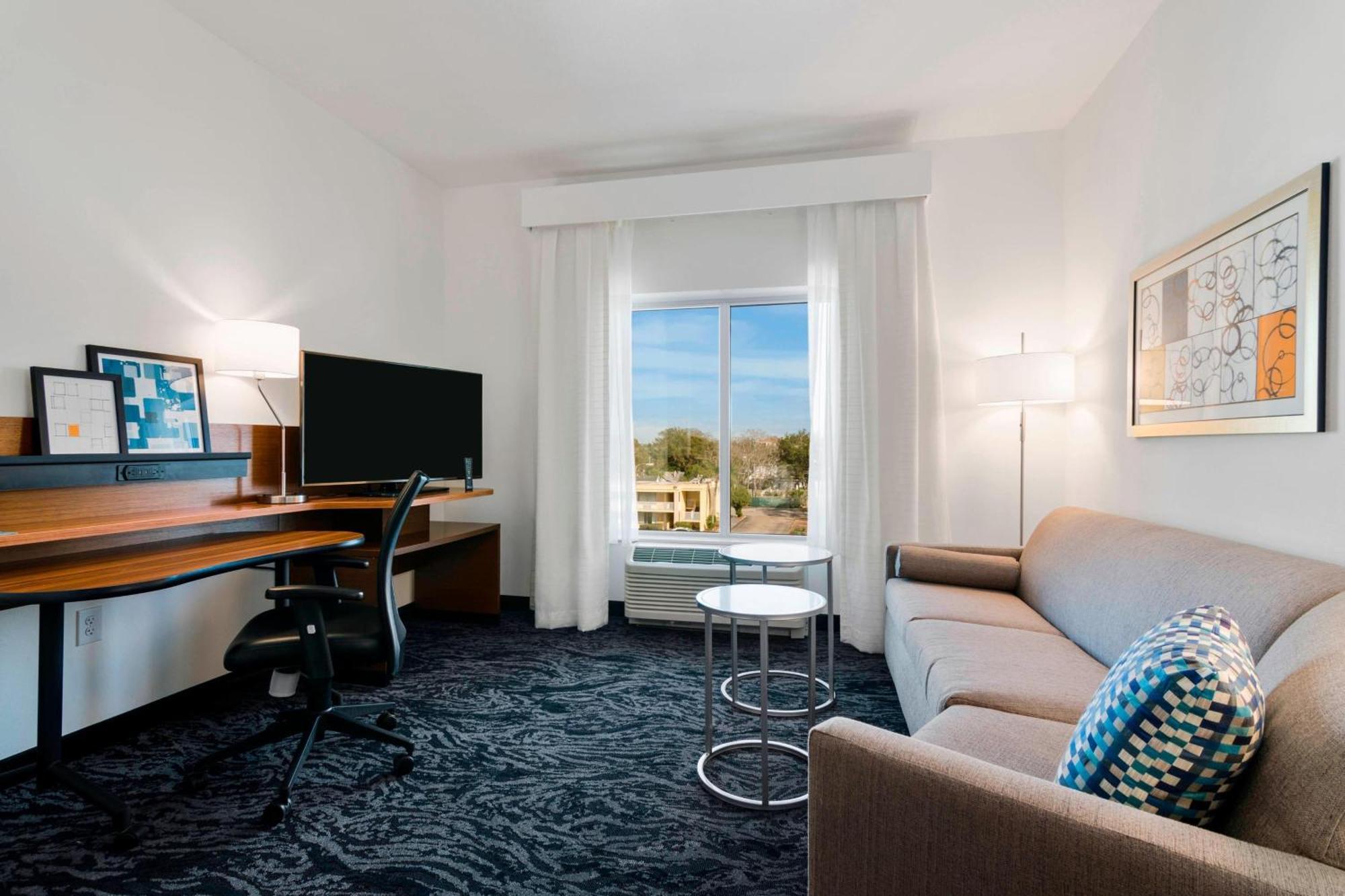 Fairfield Inn & Suites By Marriott St Petersburg North Sankt Petersburg Zewnętrze zdjęcie